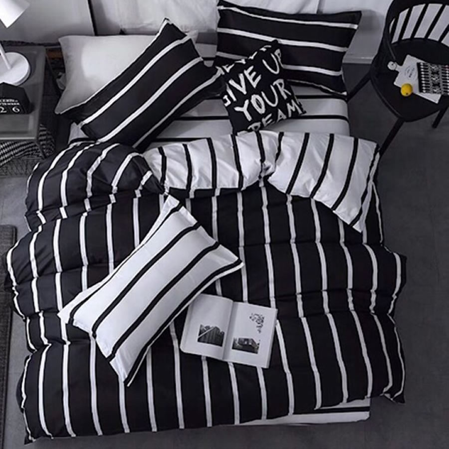 * Black and White Comforter Cover Set