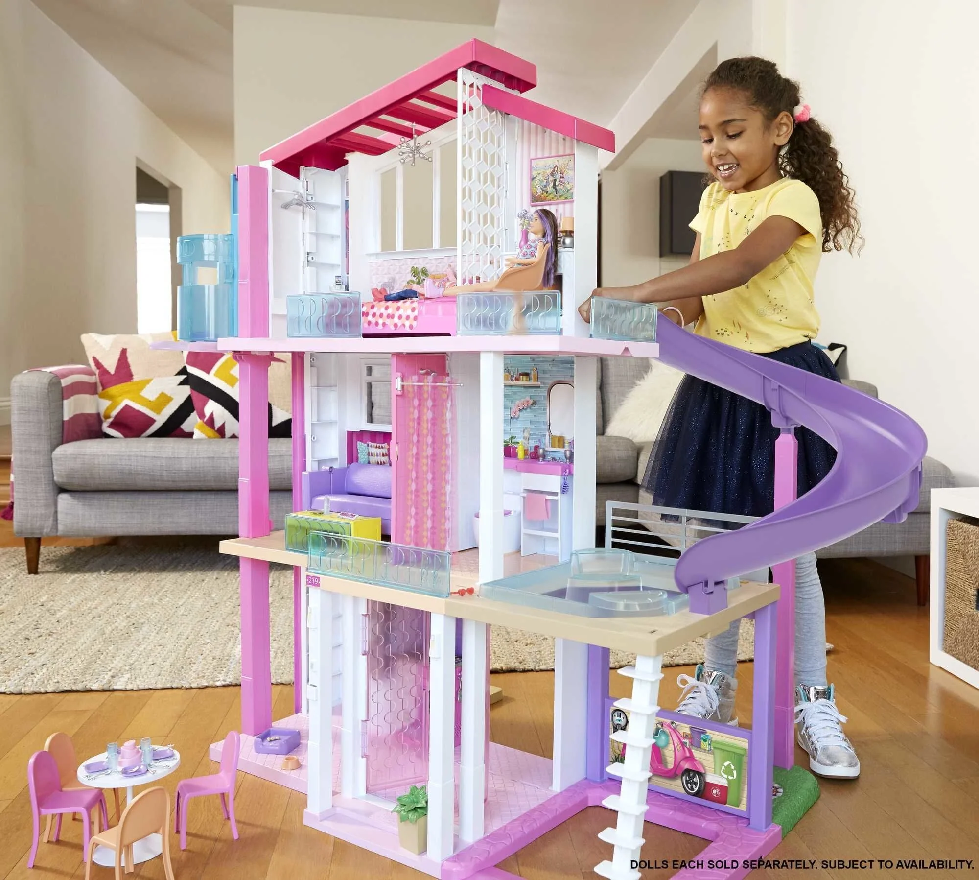 Barbie DreamHouse Dollhouse with elevator, pool, lighting and over 70 accessories – 3-story playset