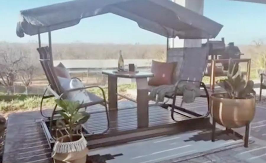 Glider Double Chairs With Table - Double bench and table swinging gazebo set Glider Double Chairs With Table - Double bench and table swinging gazebo set