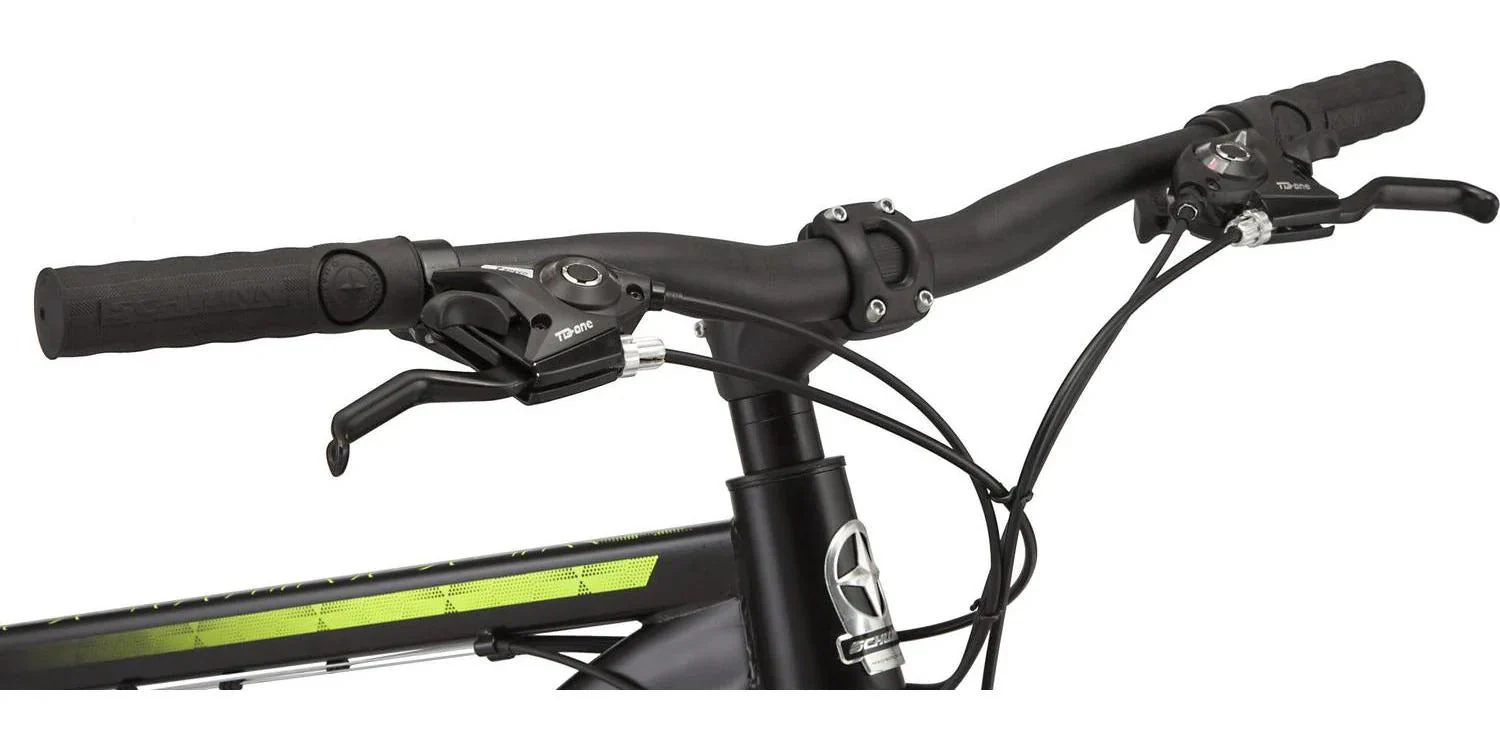 Mountain bike. 26-inch wheels. 21 gears. Men's model. Black.