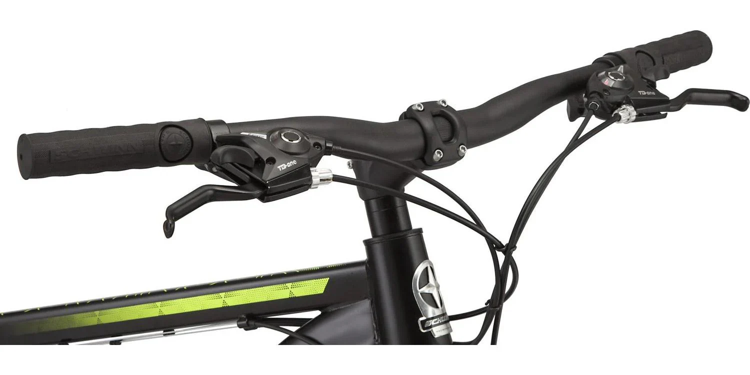 Mountain bike. 26-inch wheels. 21 gears. Men's model. Black.