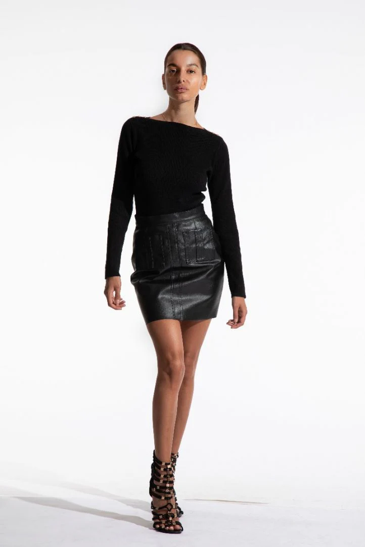 Black faux leather pocket skirt