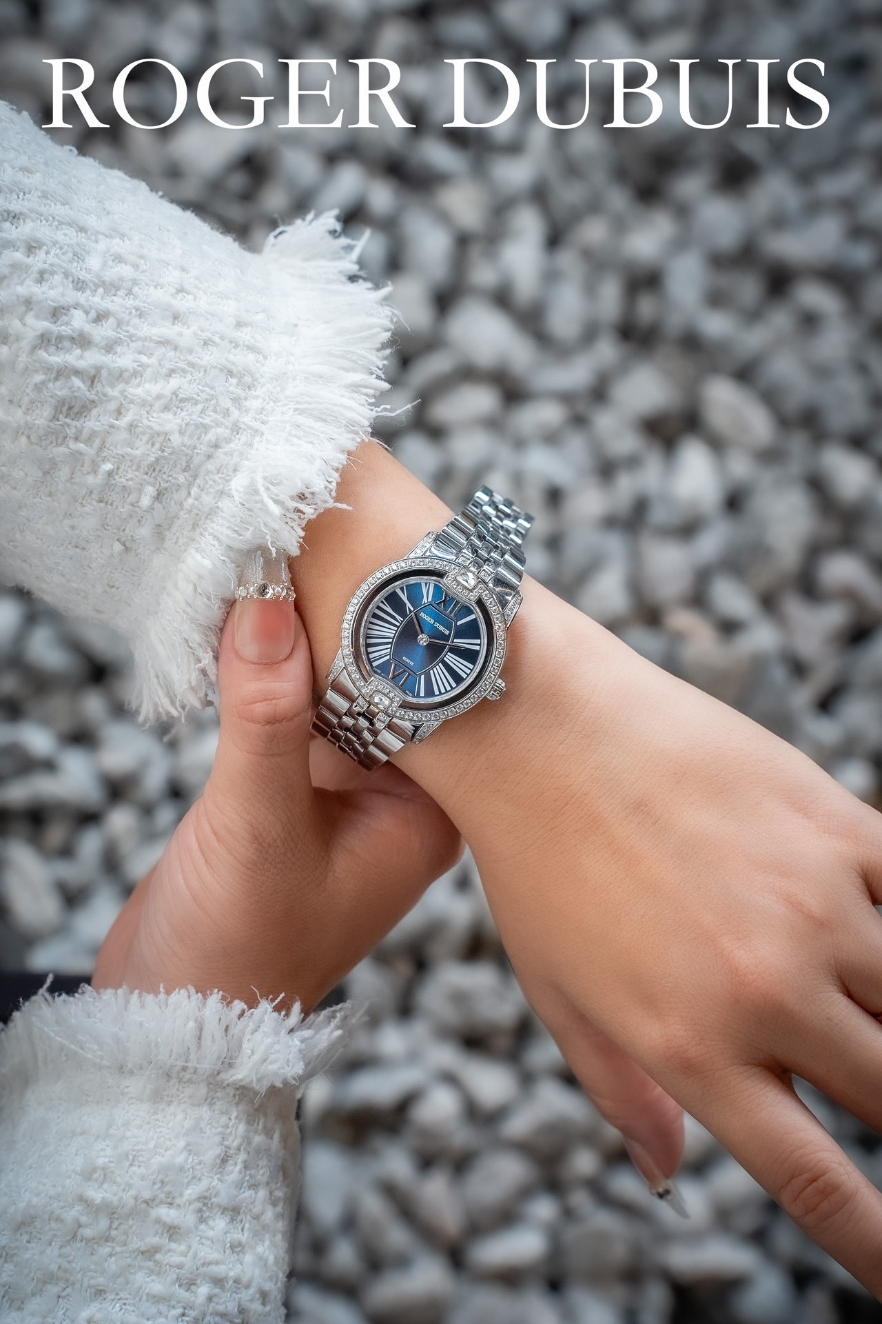 ROGER DUBUIS, WHITE GOLD AND DIAMOND-SET, VELVET 36mm - Imitation-watches