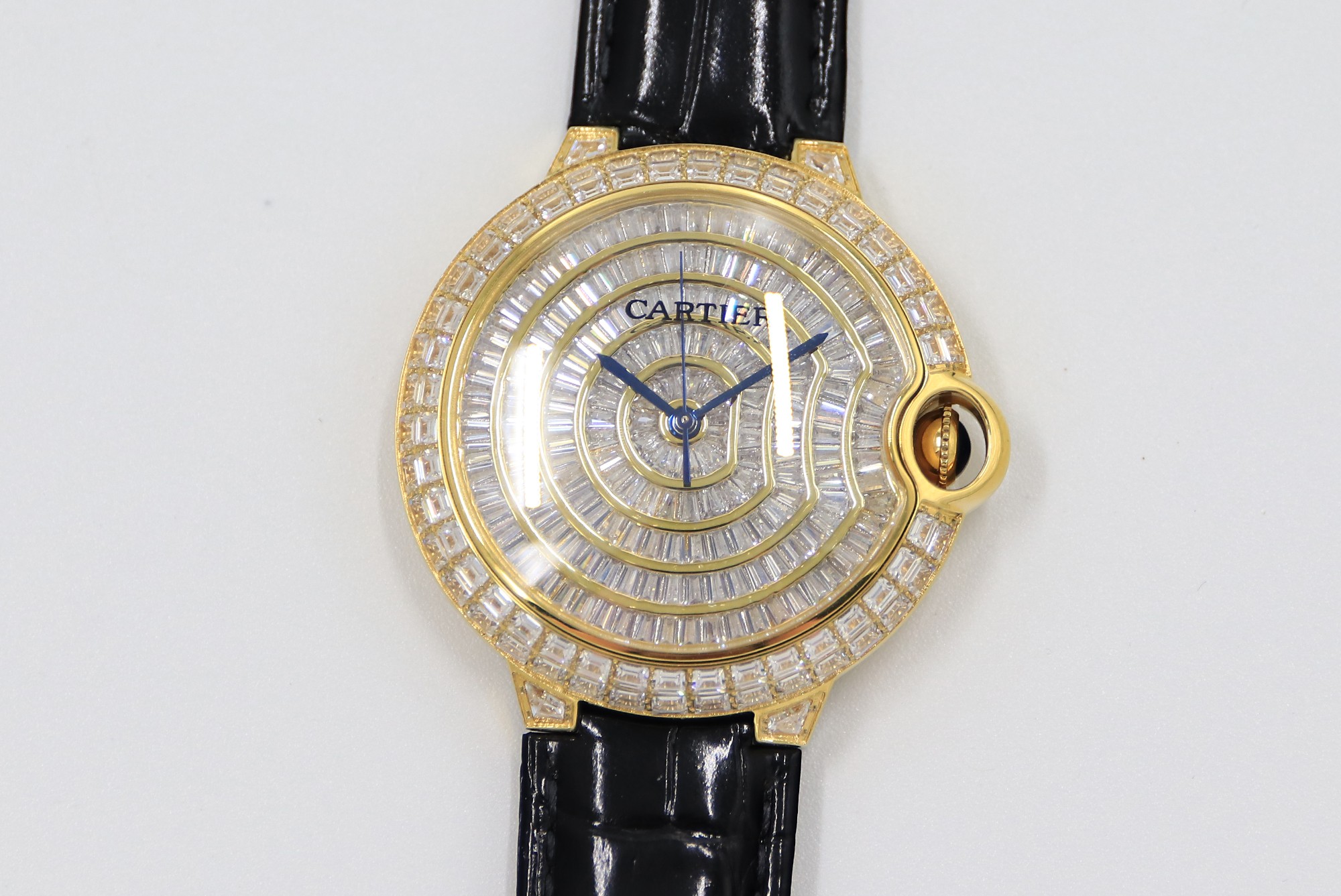 Cartier Blue Balloon Square Diamonds Sky Star Watch - Gold - Leather - Imitation-watches