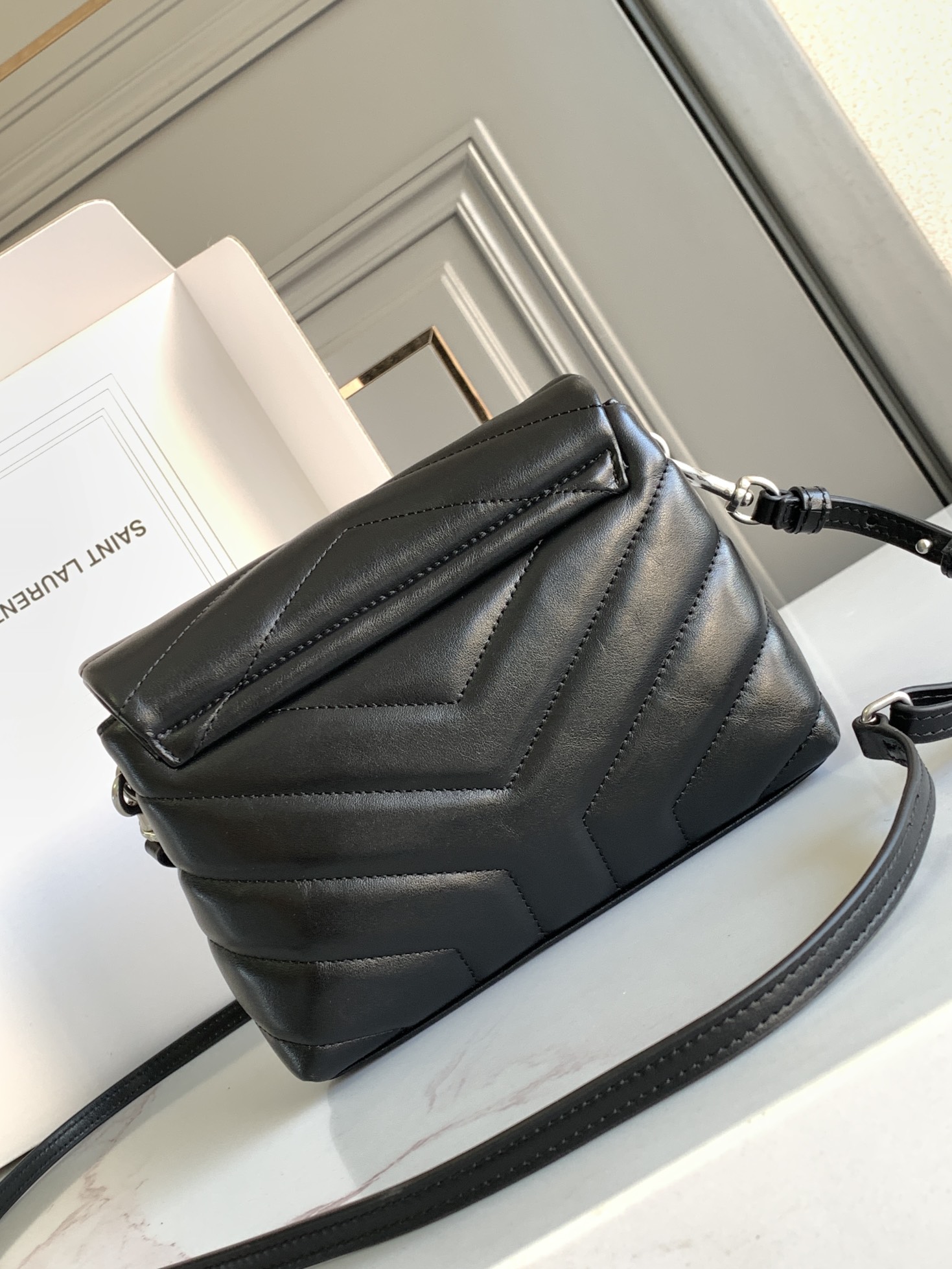 YSL Loulou Black Leather Shoulder  - Silver Hardware - Replica Luxury Bags™
