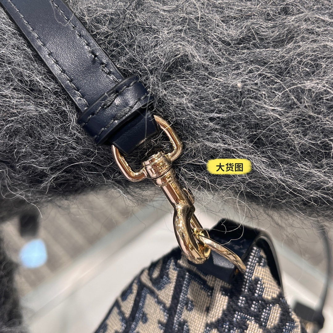 Medium DiorTravel Nomad Pouch - Blue Dior Oblique Jacquard - Replica Luxury Bags™