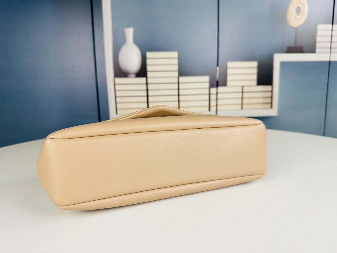 YSL Calypso Leather Chain  - Beige - Replica Luxury Bags™