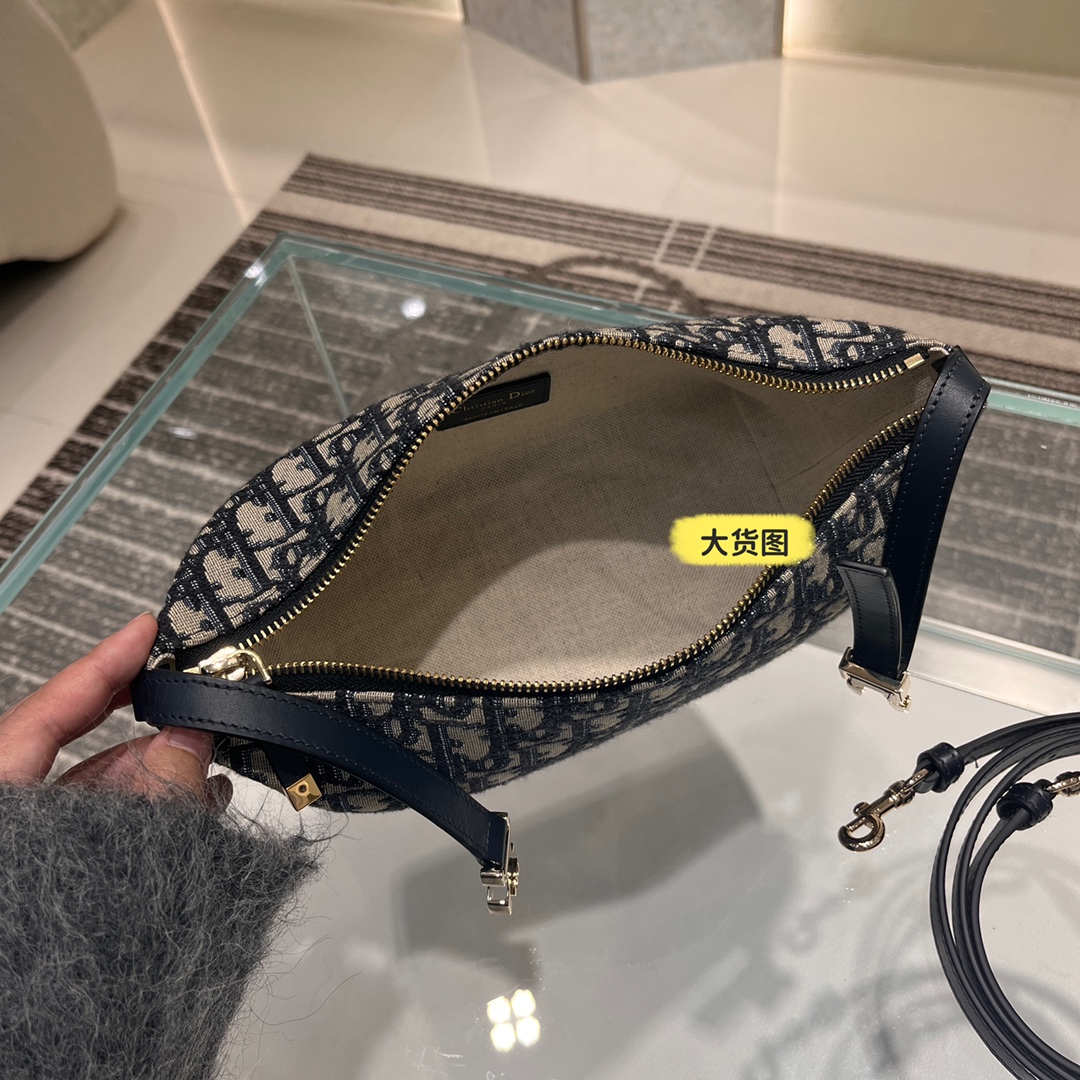 Medium DiorTravel Nomad Pouch - Blue Dior Oblique Jacquard - Replica Luxury Bags™