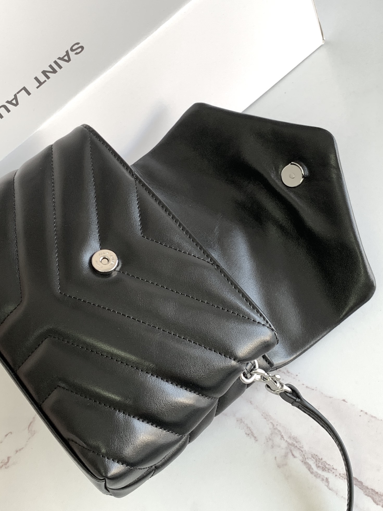 YSL Loulou Black Leather Shoulder  - Silver Hardware - Replica Luxury Bags™