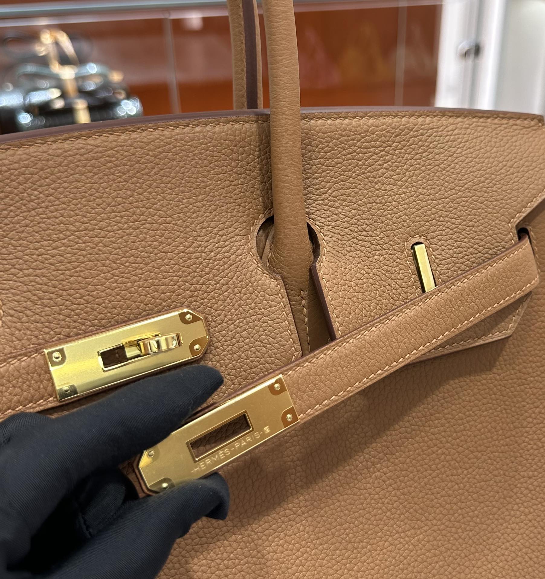Hermes Birkin  35cm in Brown Gold Hardware - Replica Luxury Bags™