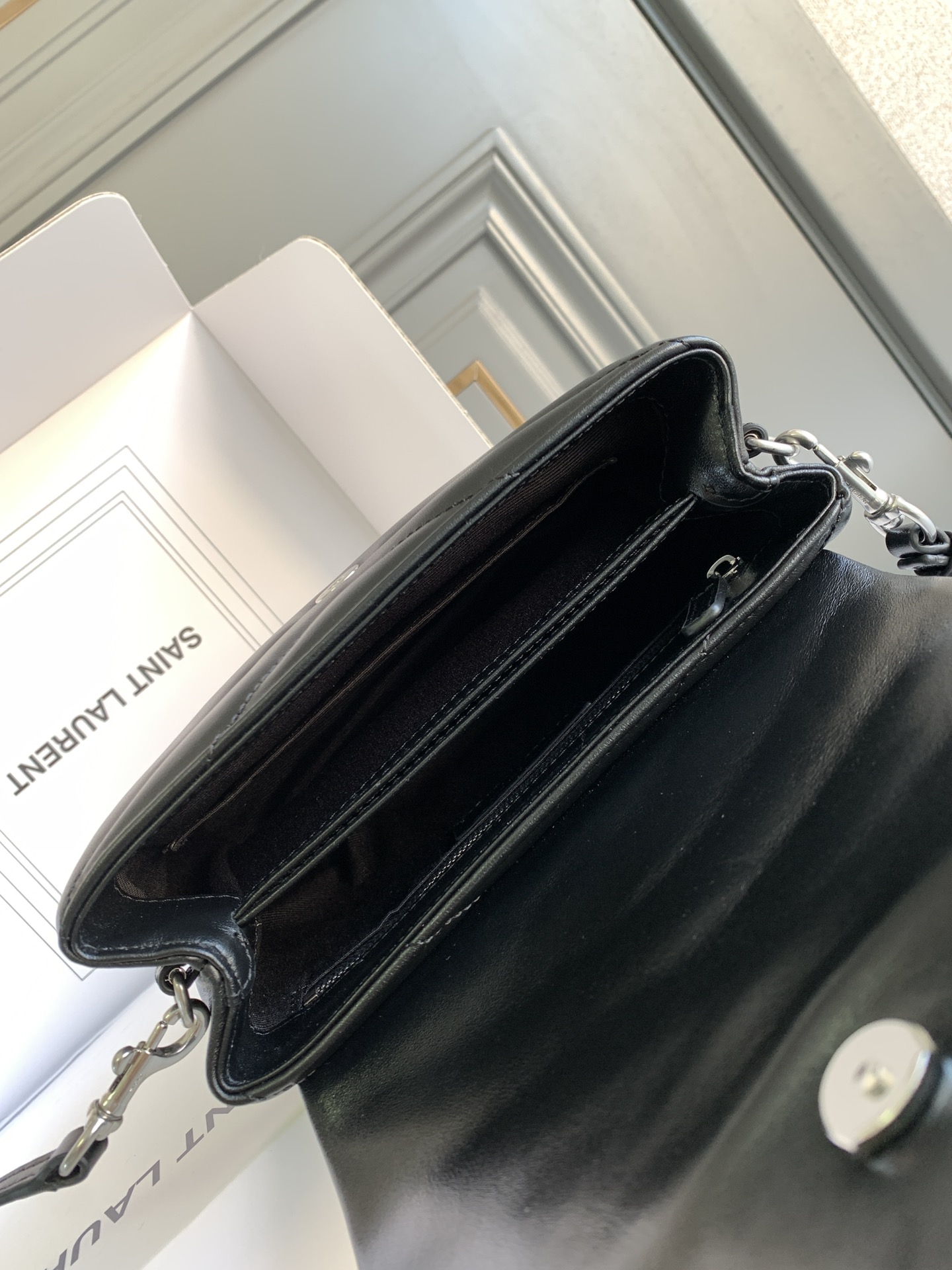 YSL Loulou Black Leather Shoulder  - Silver Hardware - Replica Luxury Bags™