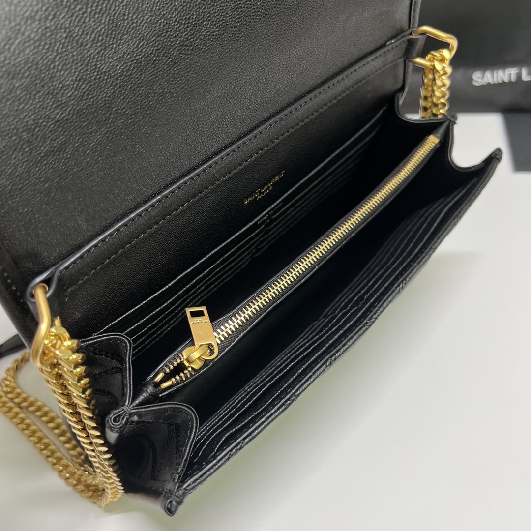 YSL Becky Wallet on Chain  in Diamond Quilted Lambskin - Replica Luxury Bags™
