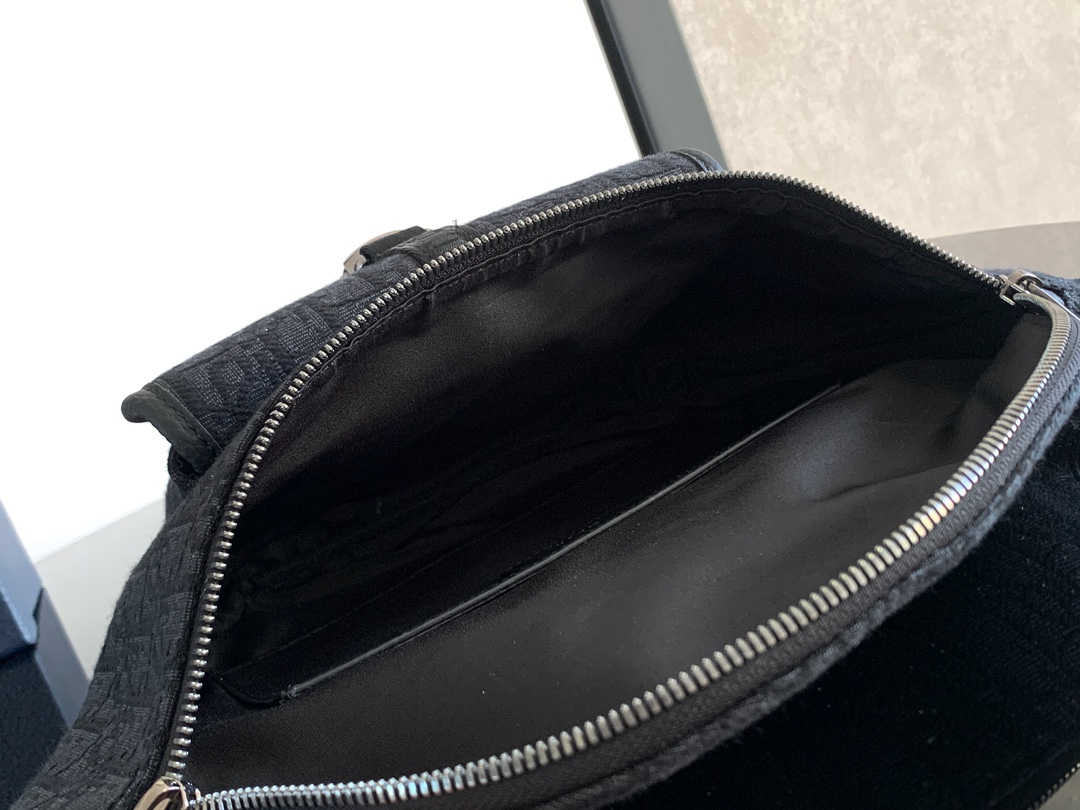 Dior 8 Belt Bag - Black Dior Oblique Jacquard - Replica Luxury Bags™