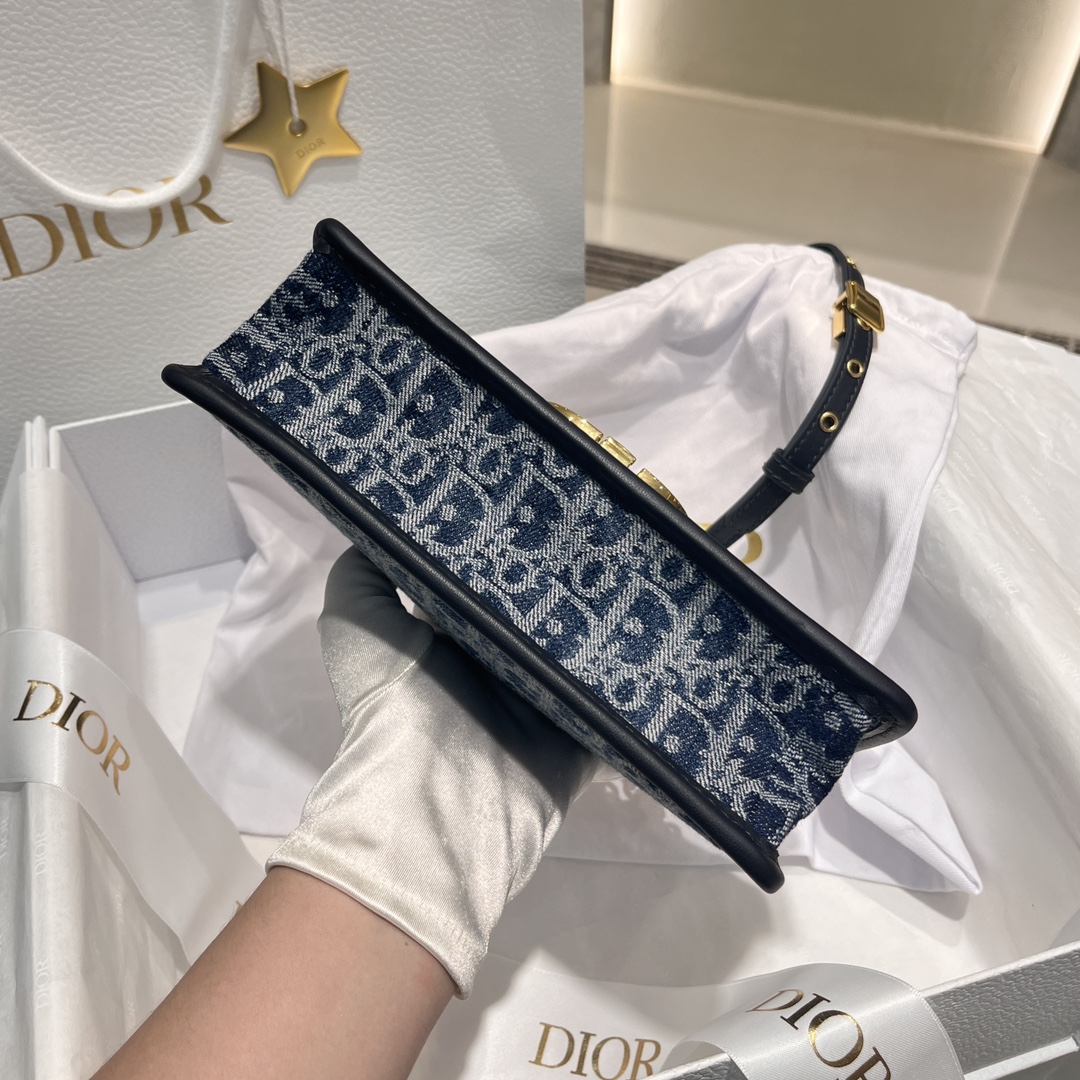 30 Montaigne East-West  with Chain - Blue Denim Dior Oblique Jacquard - Replica Luxury Bags™