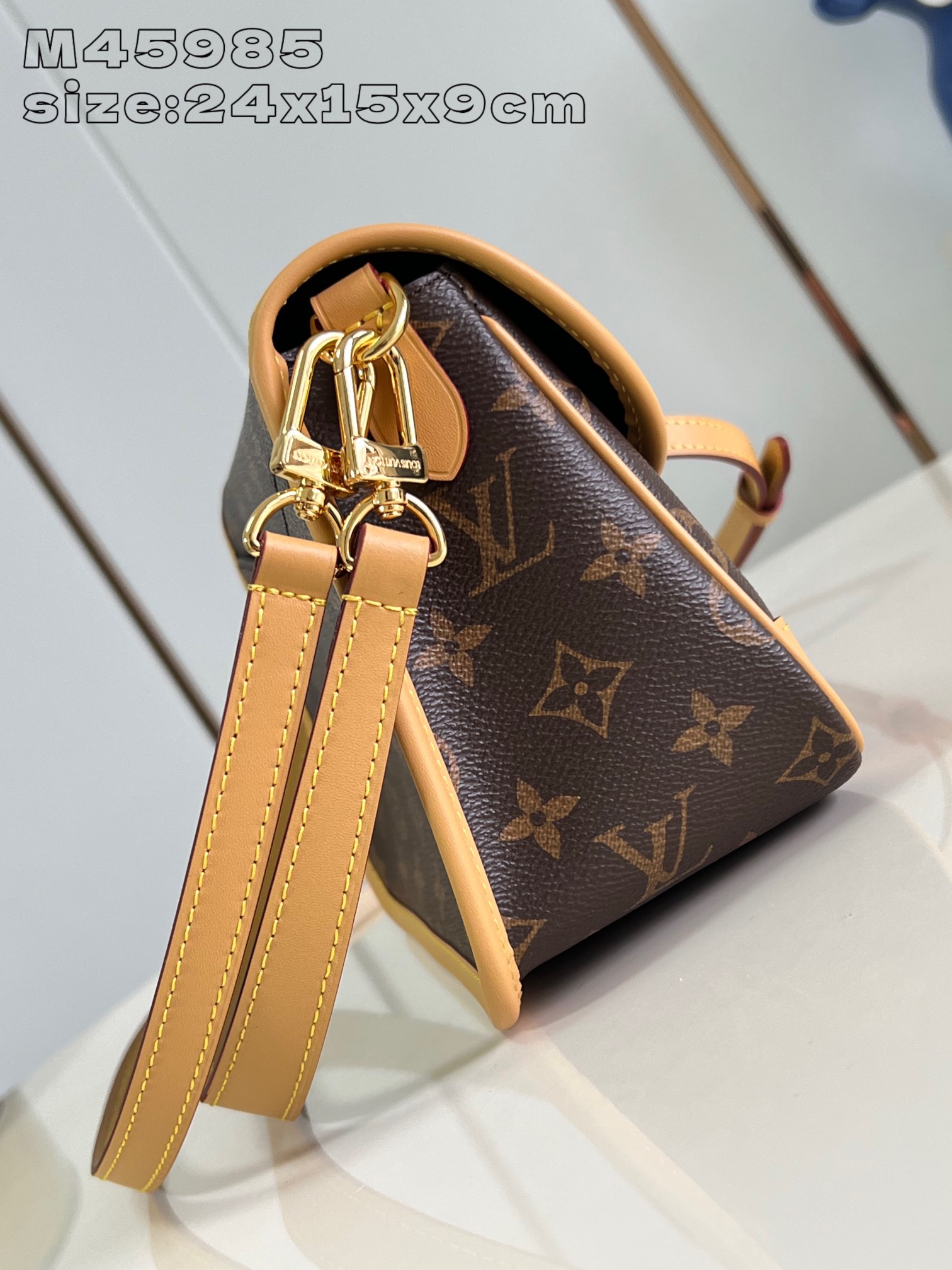 LV Diane  - Leather Strap Version - Replica Luxury Bags™