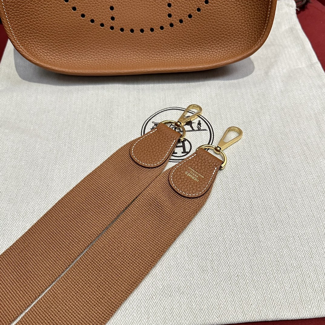 Hermes PM Evelyne  in Brown - Small - Replica Luxury Bags™