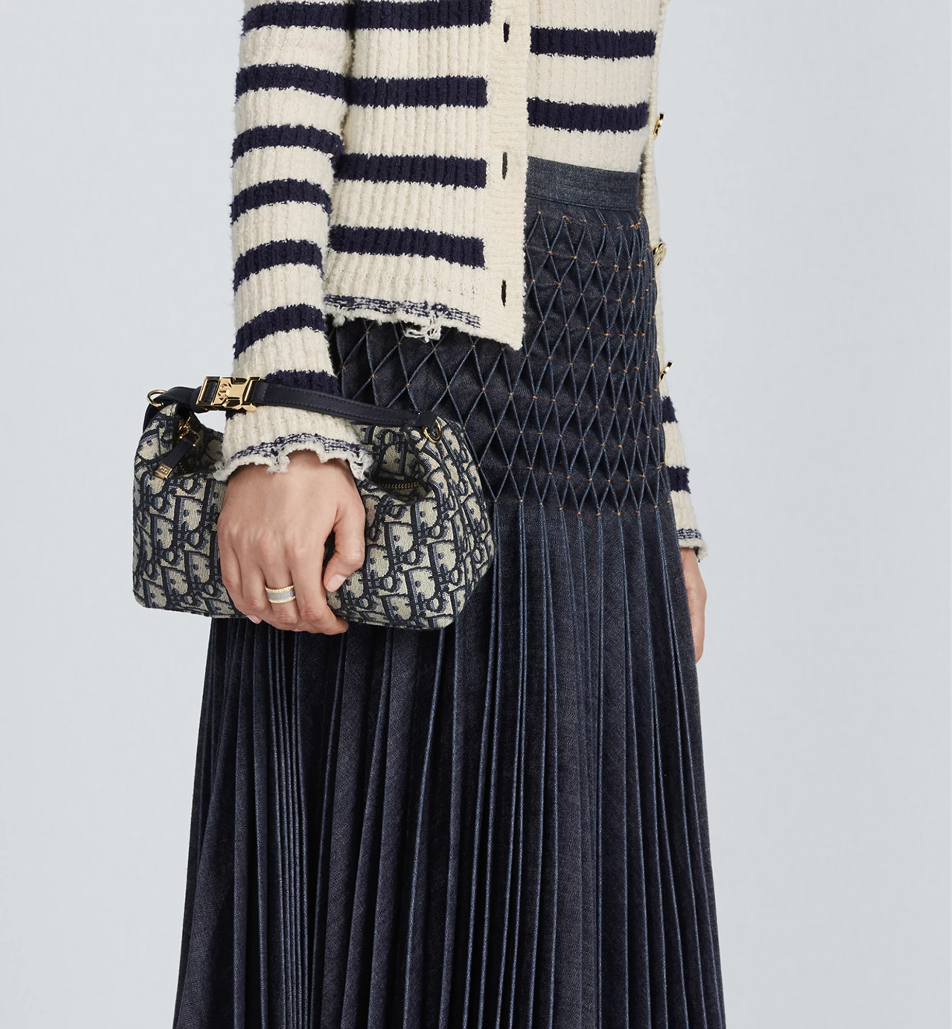 Medium DiorTravel Nomad Pouch - Blue Dior Oblique Jacquard - Replica Luxury Bags™