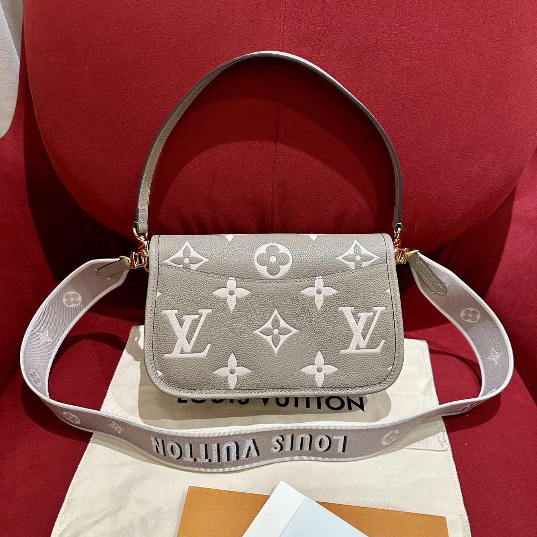 LOUIS VUITTON Diane Crossbody s - Replica Luxury Bags™