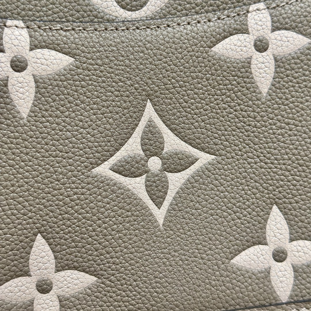 LOUIS VUITTON Diane Crossbody s - Replica Luxury Bags™