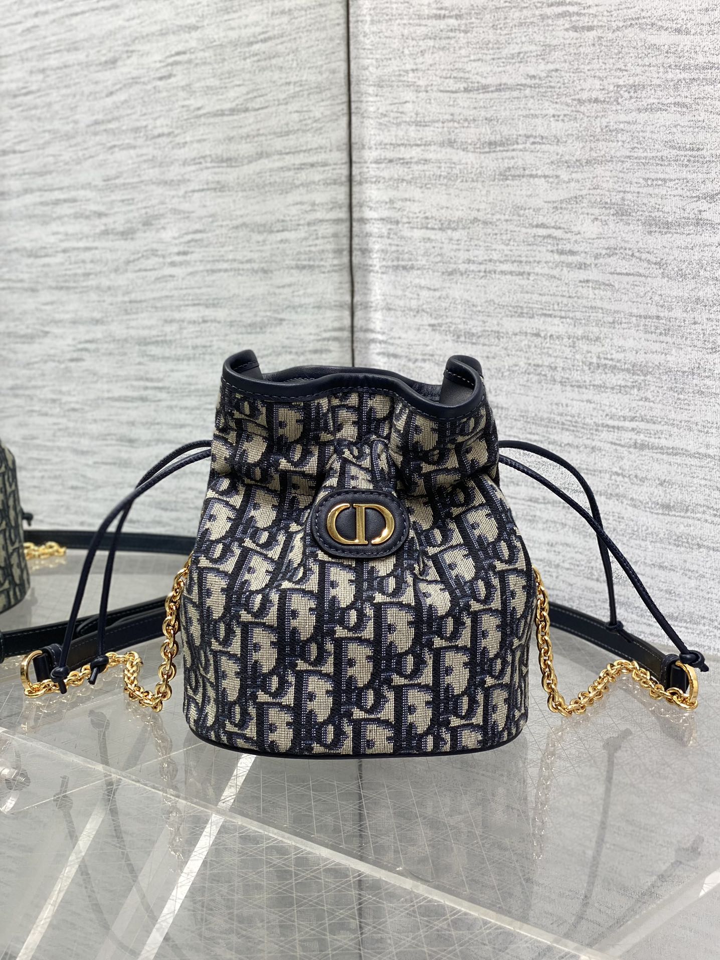 Dior 30 Montaigne Mini Bucket  with Drawstring - Blue Dior Oblique Jacquard - Replica Luxury Bags™