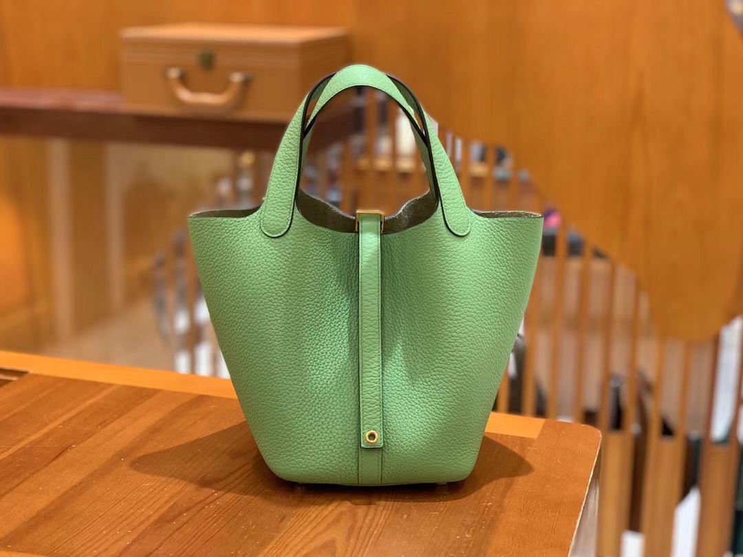 Hermes Picotin lock  18cm in Avocado Gold Hardware - Replica Luxury Bags™