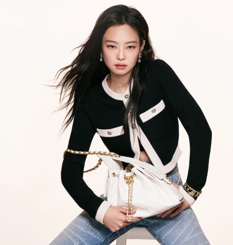 Chanel 25 Hobo  Small Grained Calfskin Gold-Tone Hardware in White - Replica Luxury Bags™