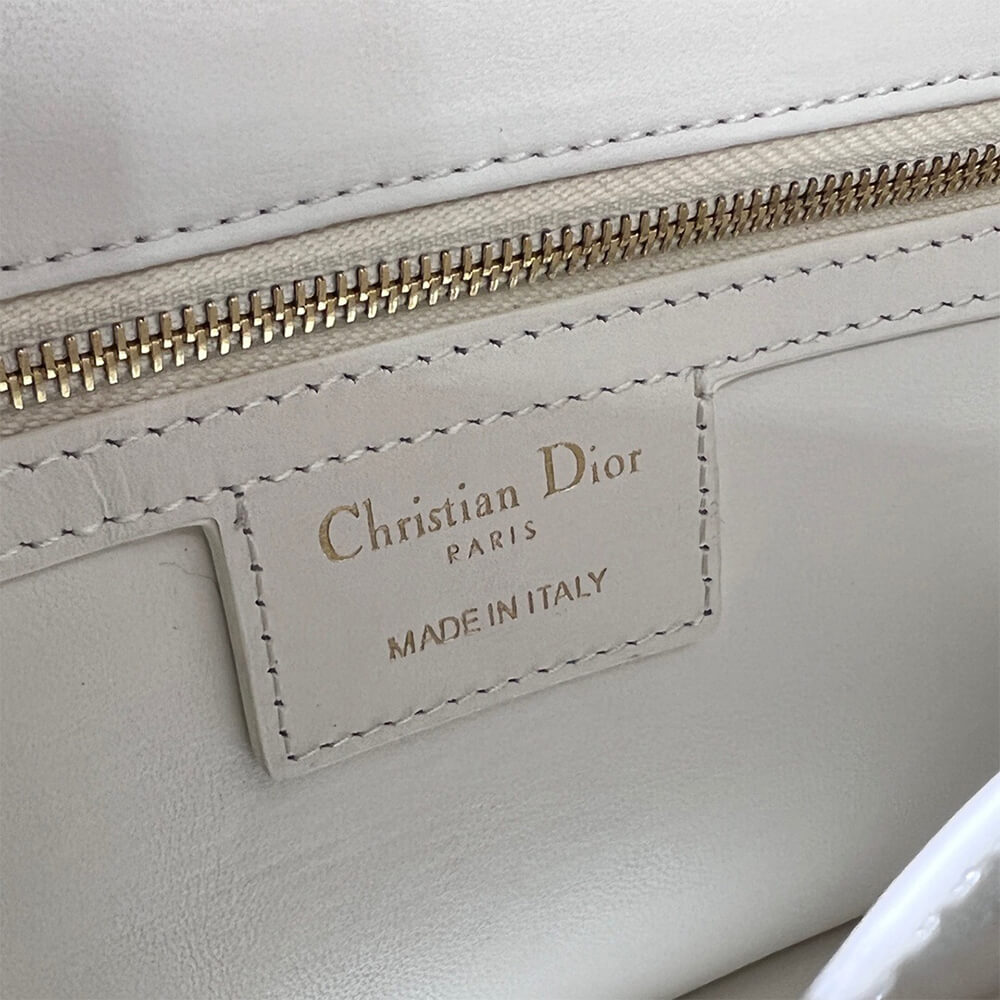 Medium Dior Caro Bag - Replica Luxury Bags™