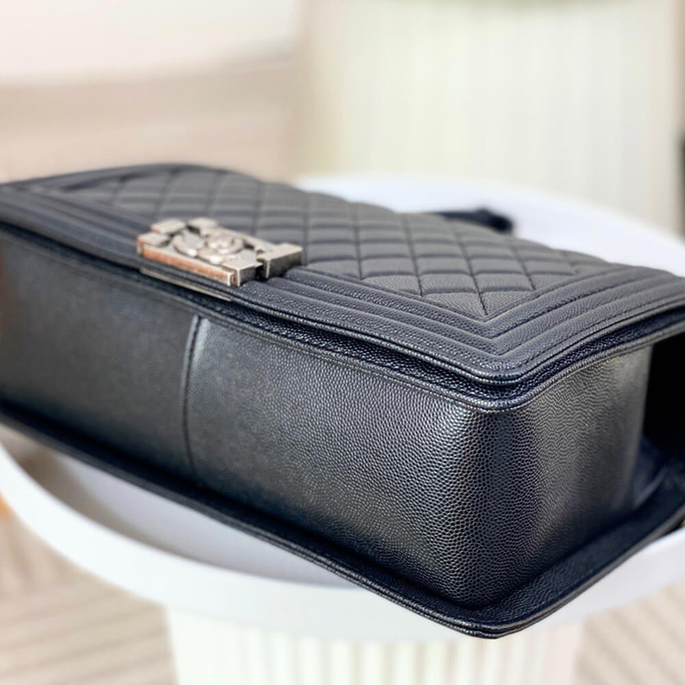 Large Boy Chanel Handbag - Replica Luxury Bags™