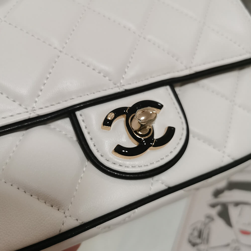 Chanel Mini Flap Bag - Replica Luxury Bags™