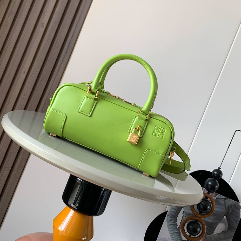 Loewe Amazona 23 Cropped Bag in Nappa Calfskin - Replica Luxury Bags™