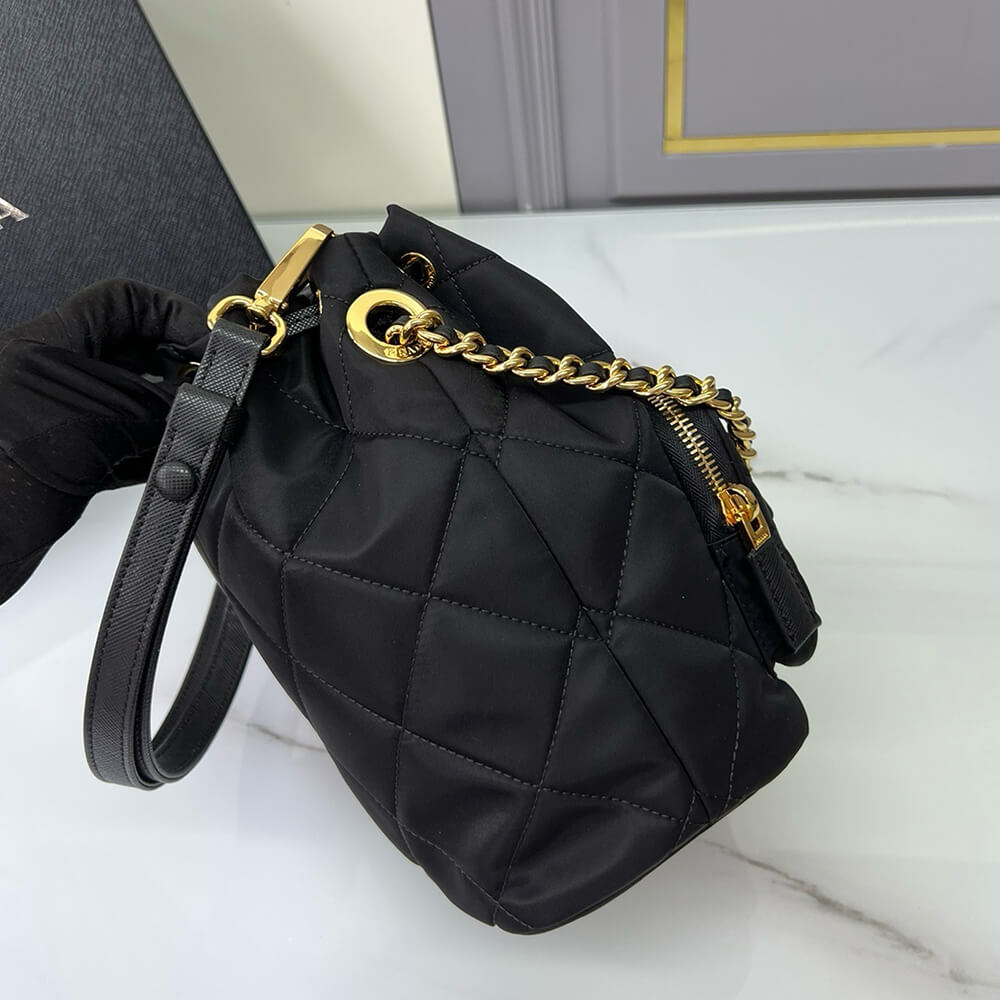 Prada Re-Edition 1995 Chaîne Re-Nylon Shoulder Bag - Replica Luxury Bags™