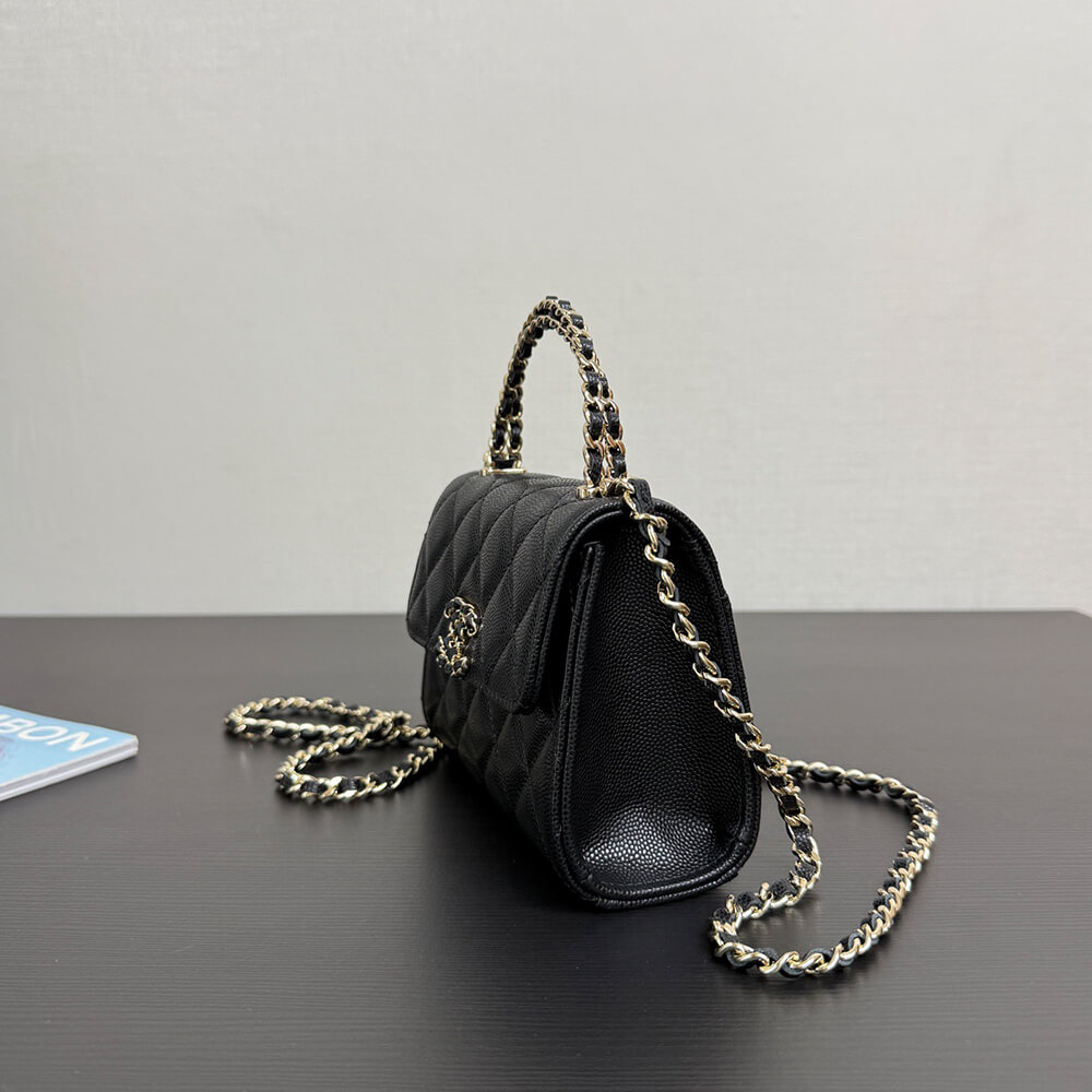 Chanel Clutch Bag in Black With Chain and Top Handle - Replica Luxury Bags™