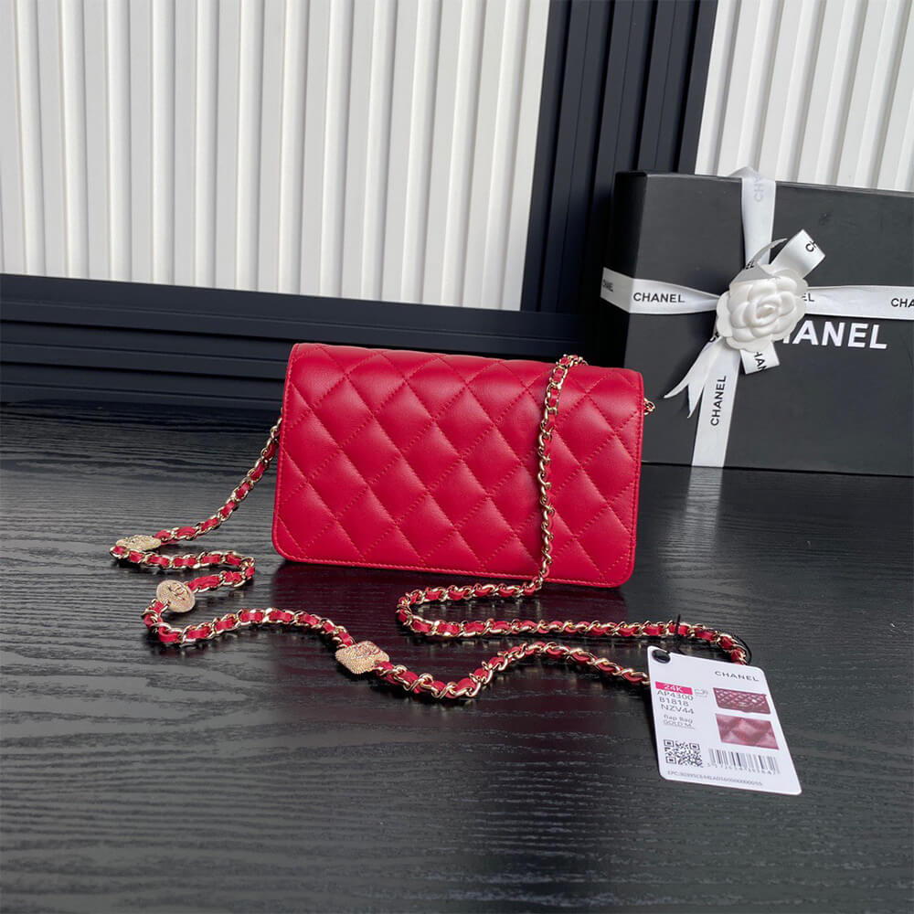 Chanel Clutch Bag With Chain - Replica Luxury Bags™