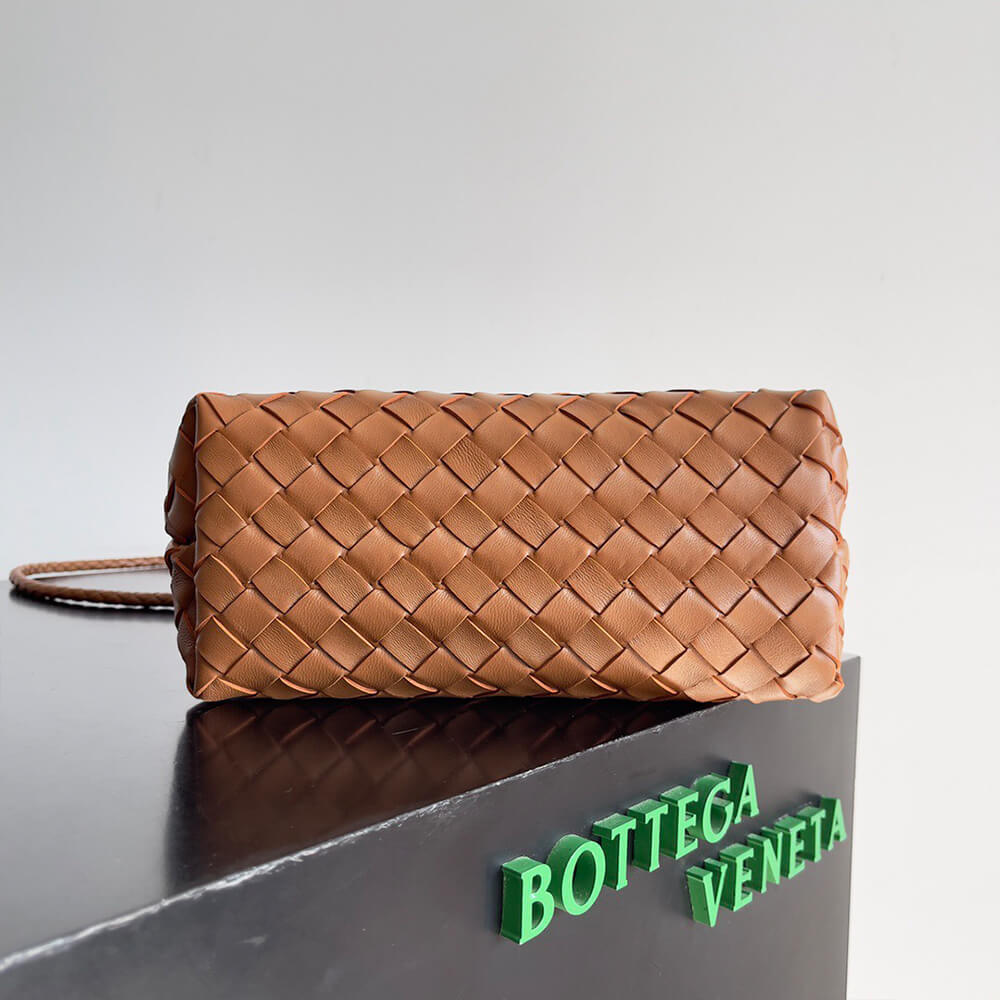 Bottega Veneta Small Andiamo Bag - Replica Luxury Bags™