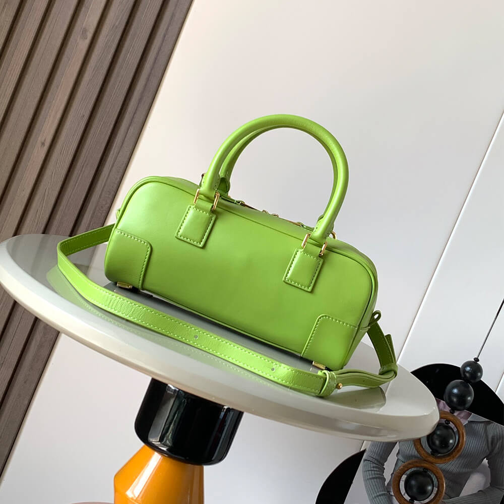 Loewe Amazona 23 Cropped Bag in Nappa Calfskin - Replica Luxury Bags™