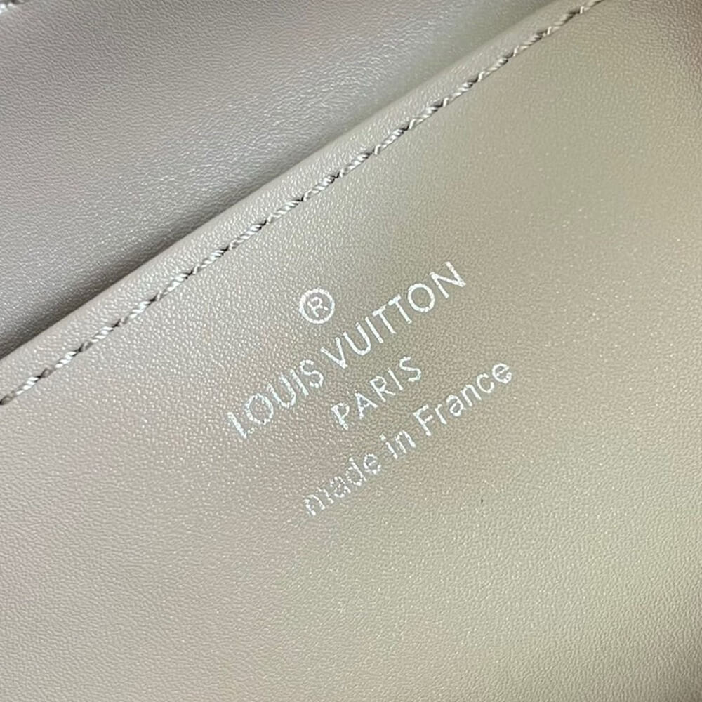 LV Capucines GM Souple Bag - Replica Luxury Bags™