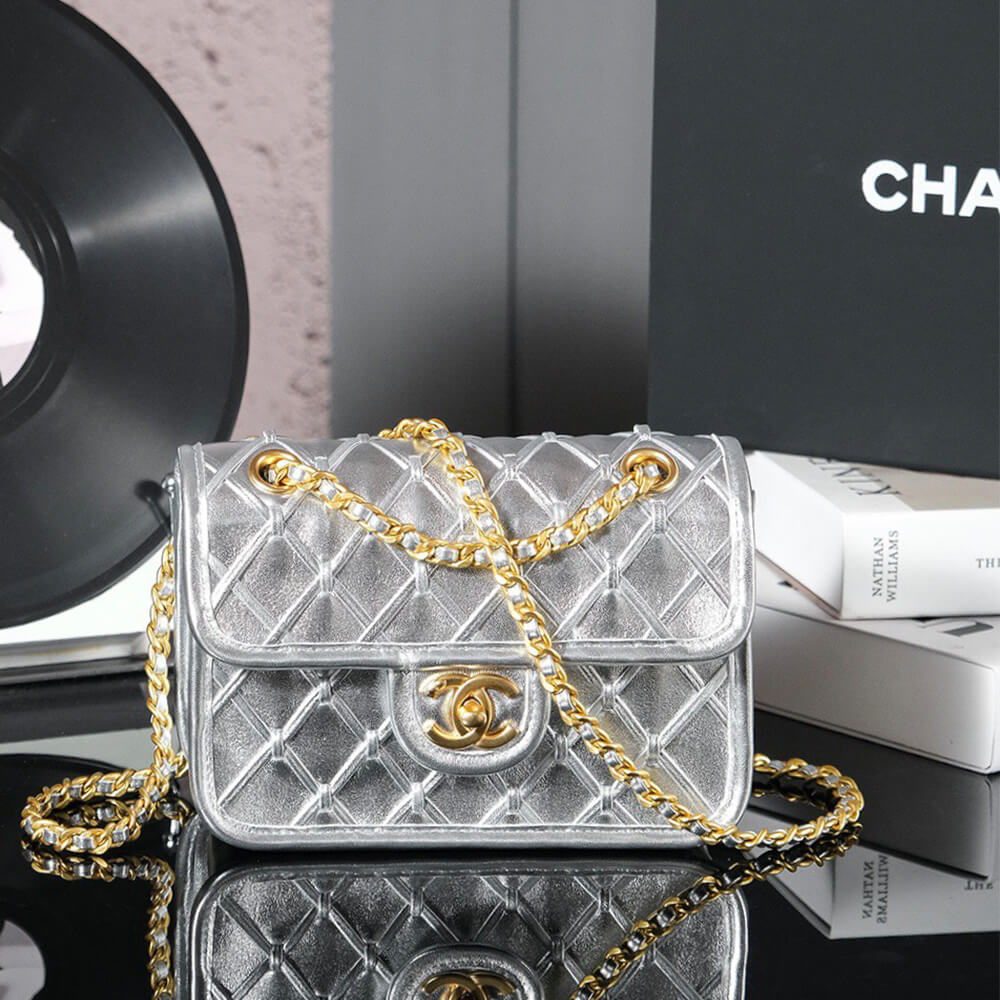Chanel Mini Flap Bag - Replica Luxury Bags™