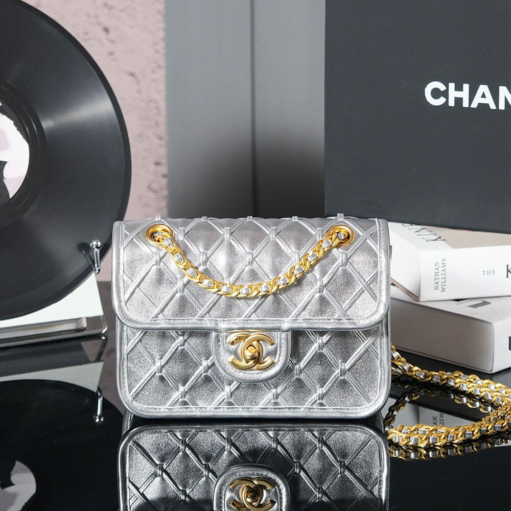 Chanel Mini Flap Bag - Replica Luxury Bags™