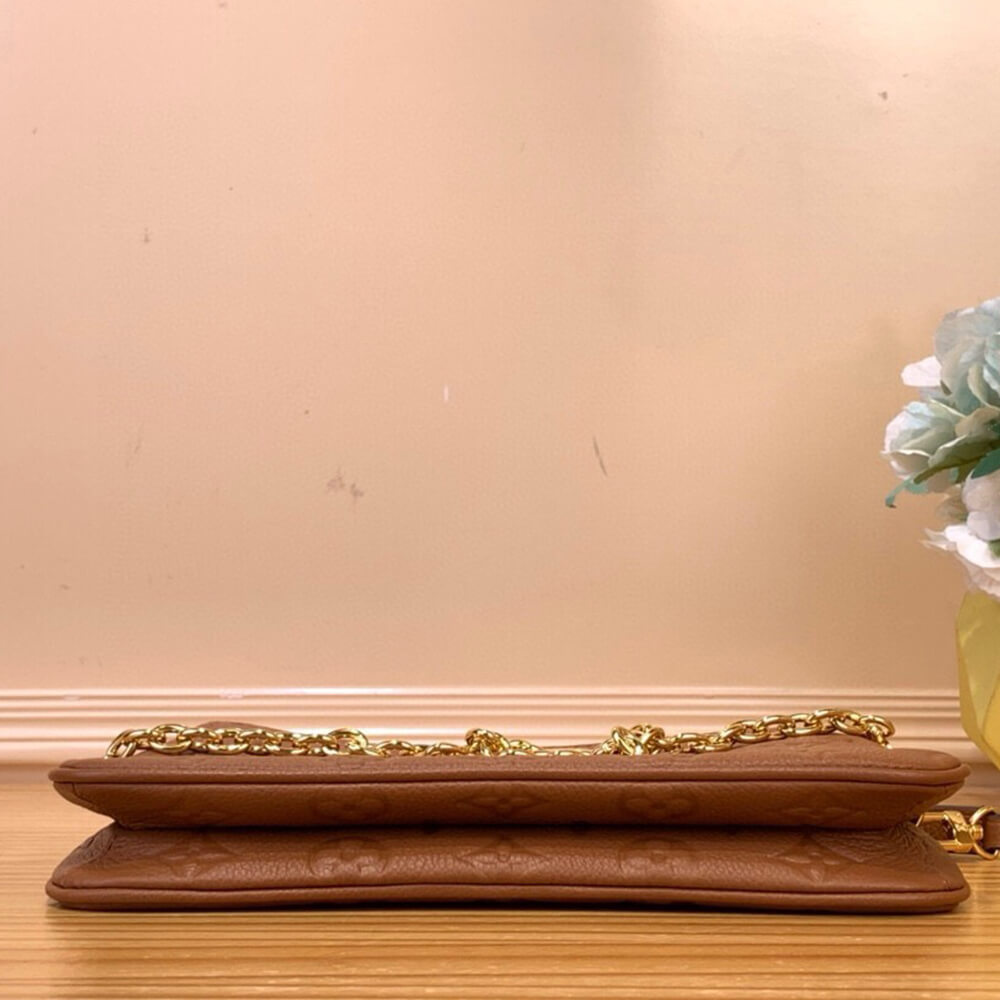 LV Liv Pochette Bag - Replica Luxury Bags™