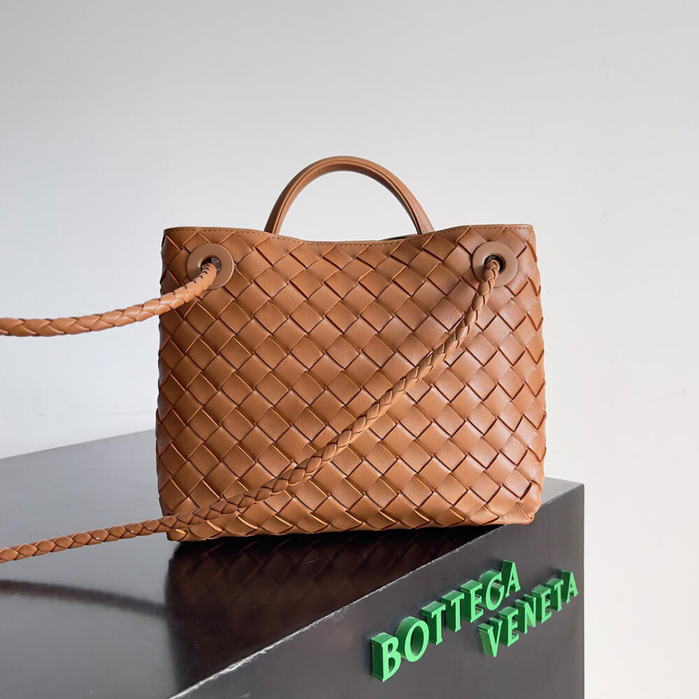 Bottega Veneta Small Andiamo Bag - Replica Luxury Bags™