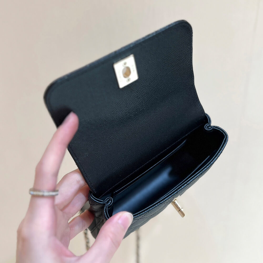 Chanel Clutch Bag with Chain - Replica Luxury Bags™