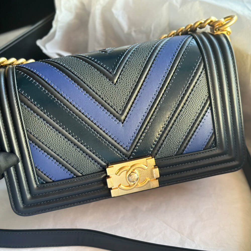 Chevron Boy Chanel Handbag - Replica Luxury Bags™