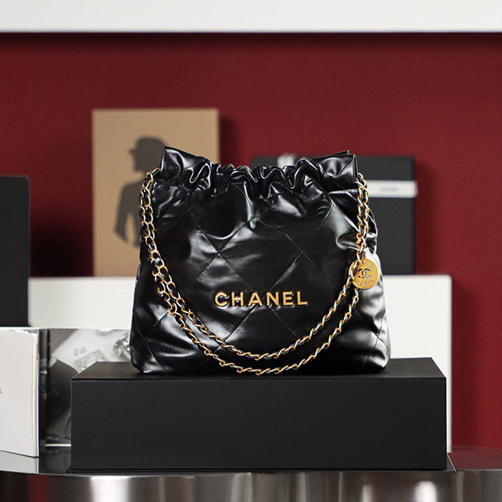 Chanel 22 Small Handbag - Replica Luxury Bags™