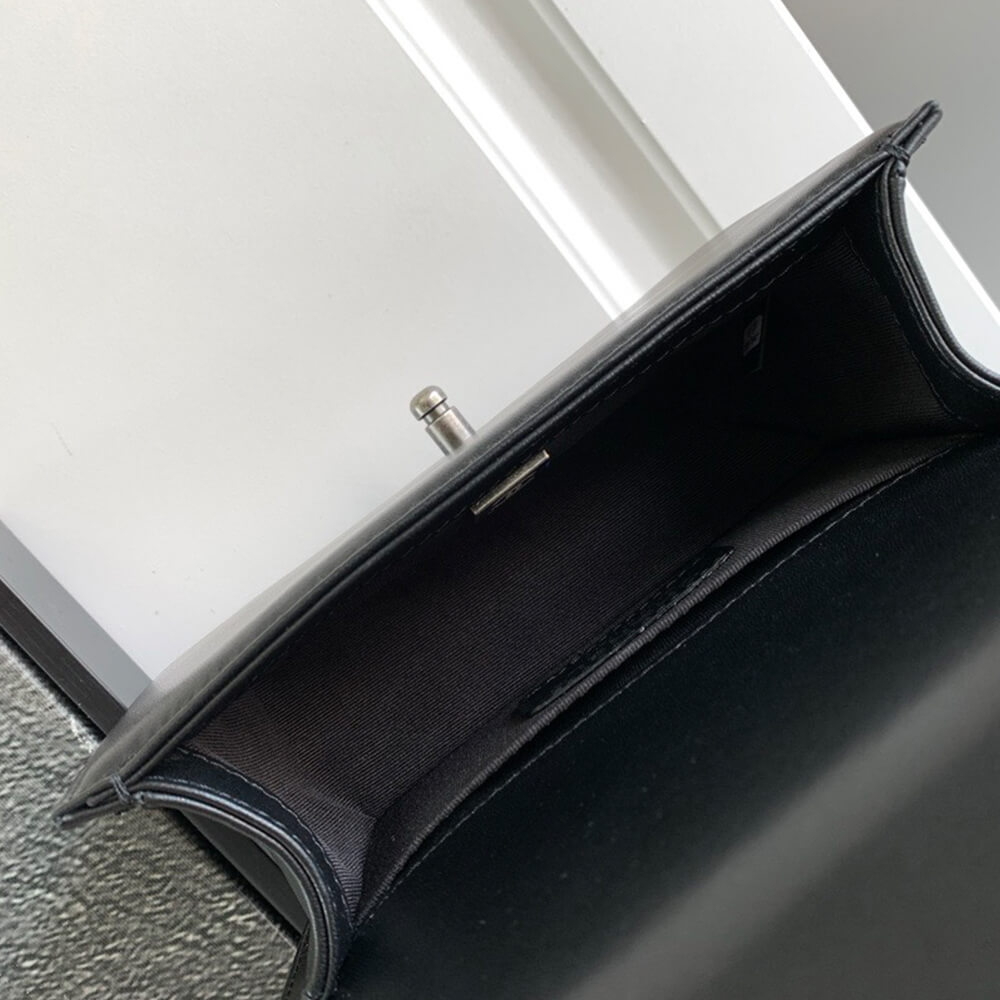 Small Boy Chanel Handbag - Replica Luxury Bags™