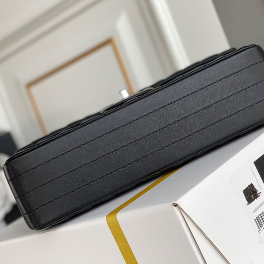 Chanel Classic Chevron Medium Flap Bag - Replica Luxury Bags™