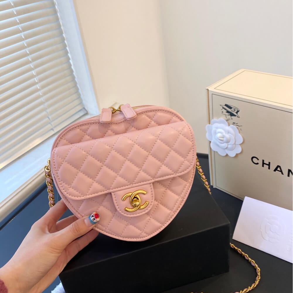 Chanel 22s Heart Bag - Replica Luxury Bags™