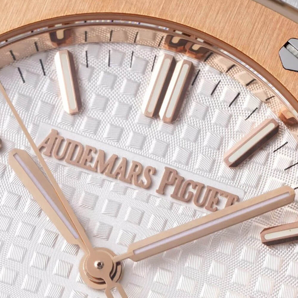 Audemars Piguet Royal Oak 15550SR - Replica Luxury Bags™