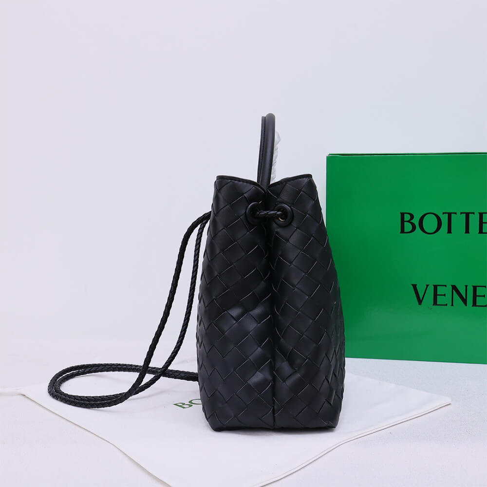 Bottega Veneta Medium Andiamo Bag - Replica Luxury Bags™