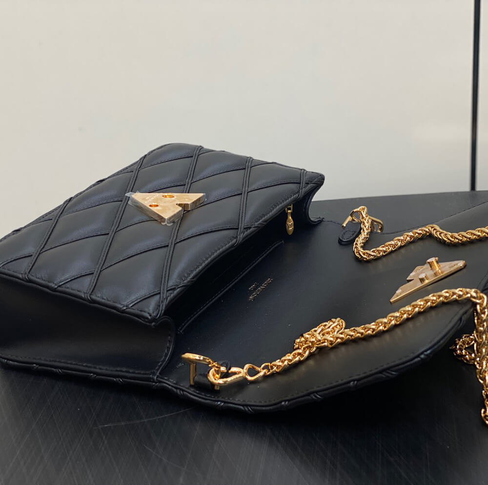 LV Wallet On Chain GO-14 Bag - Replica Luxury Bags™