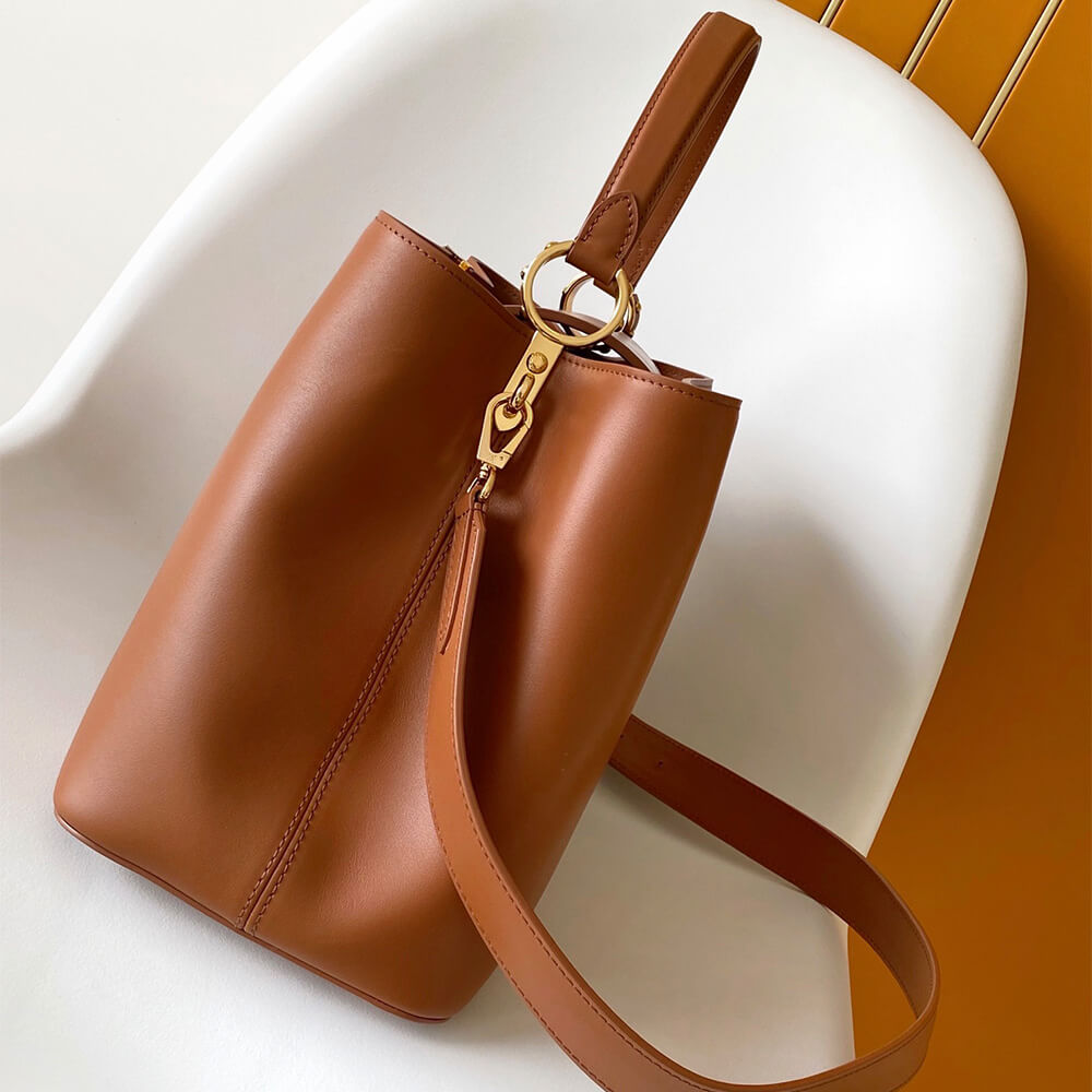 LV Capucines GM Souple Bag - Replica Luxury Bags™